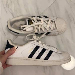 Adidas Superstar